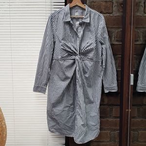 Gap Maternity Shirt Dress with Twist